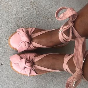 Pink fenty puma sandals/ shoe size 7 1/2